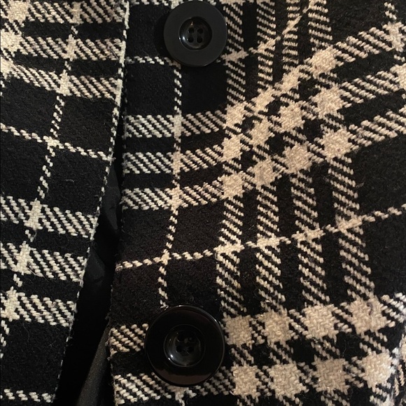 ANN TAYLOR Wool Size 10 Plaid Women's Black & White Plaid Peacoat w Buttons - Picture 9 of 9